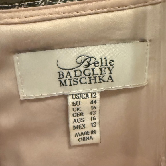 Bell Badgley Mishka Embroidered Lace Bell Sleeve Dress. - Picture 2 of 4